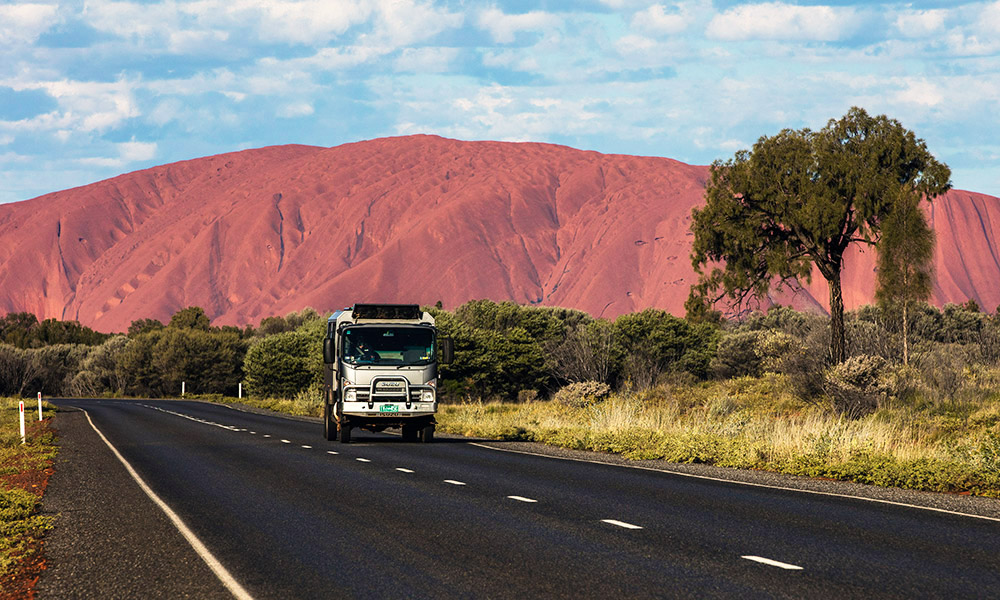 Travel by 4WD vehicle