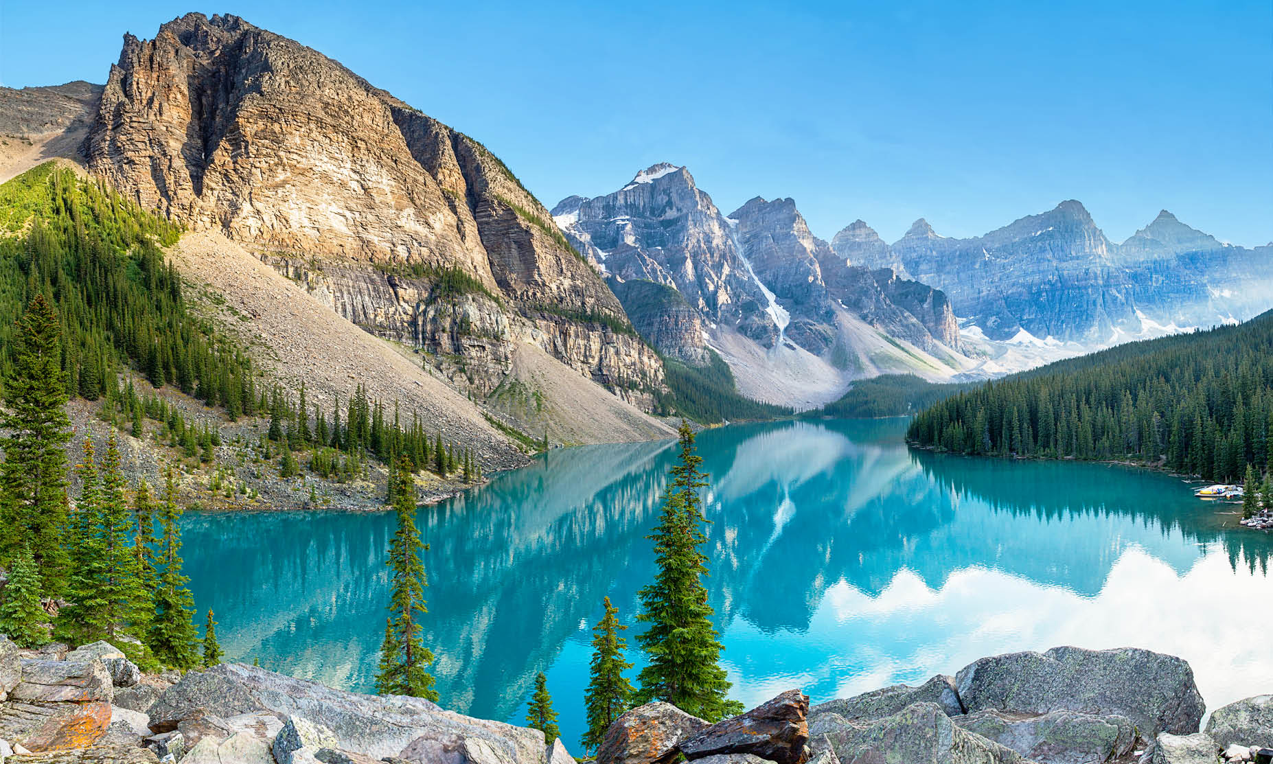 Discover dramatic wilderness, diverse wildlife and alpine lakes in this unique packages.