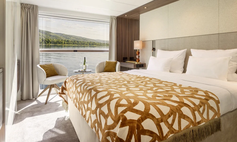 Amadeus Aurea stateroom
