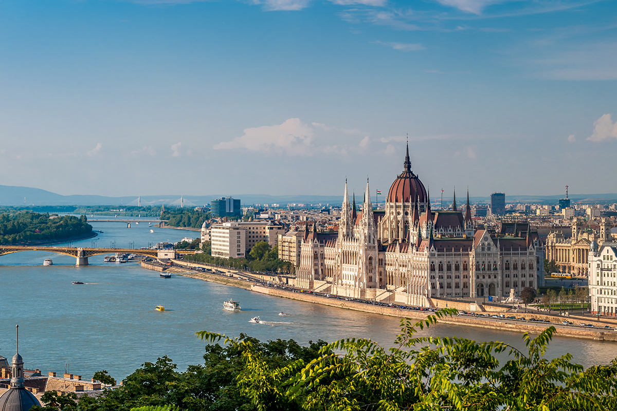 Board a luxury river ship, unpack once, then glide through timeless landscapes as you step into the heart of iconic cities to discover culture, cuisine and history on your doorstep.