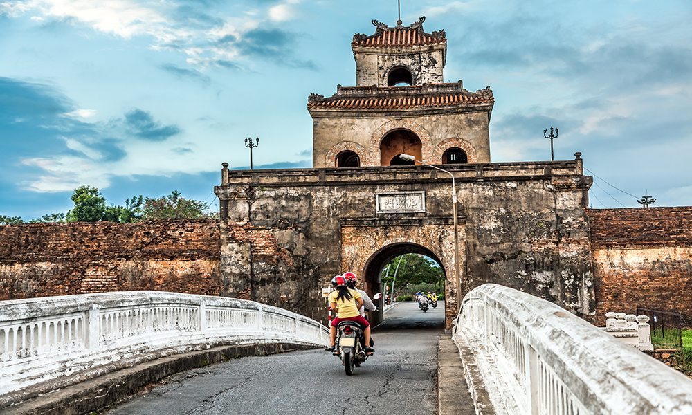 The Palace Gate, Hue